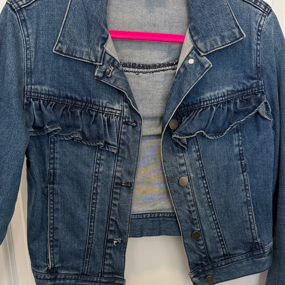 Women's Denim Jacket - Picture 4 of 5